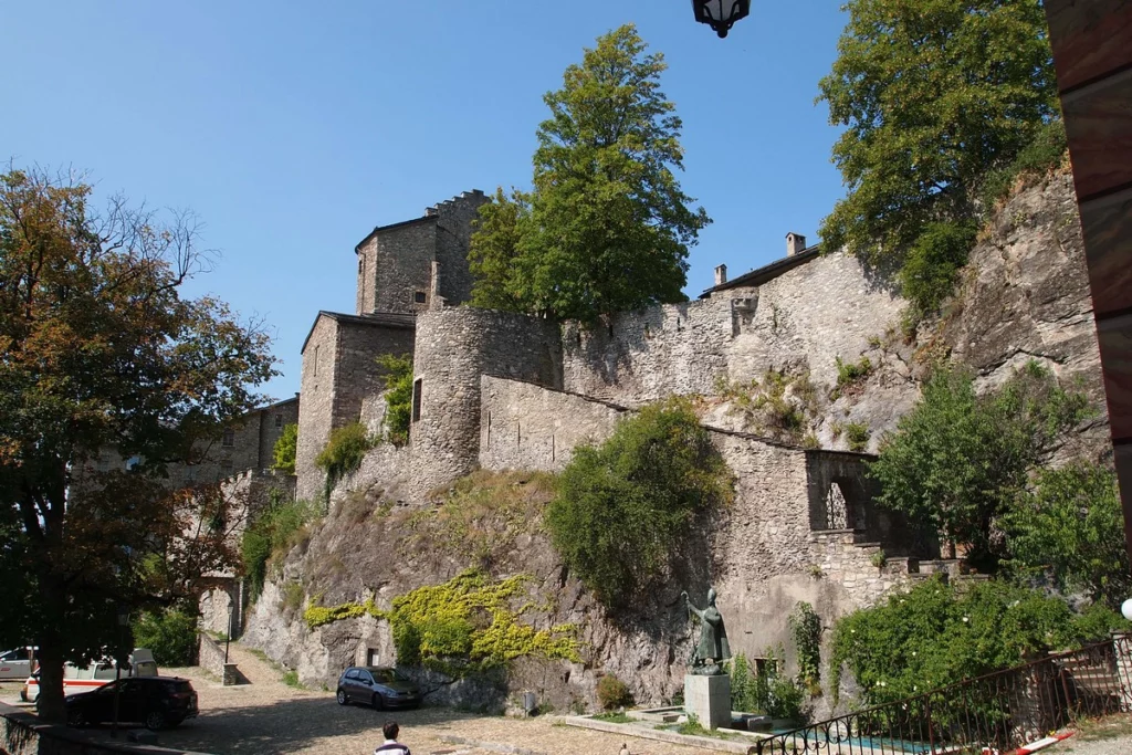 Sion castles / Sitten Burgen